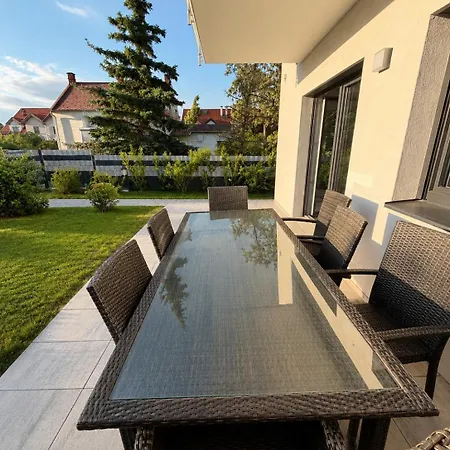펜션 Elegant House With Garden Near Vienna *